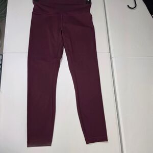 Lululemon Women’s Size M Burgundy Leggings Athletic Yoga Running Pants Pre-Owned
